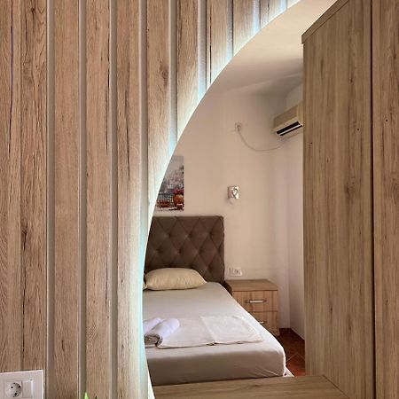 Kontiki Apartments Ulcinj Eksteriør bilde